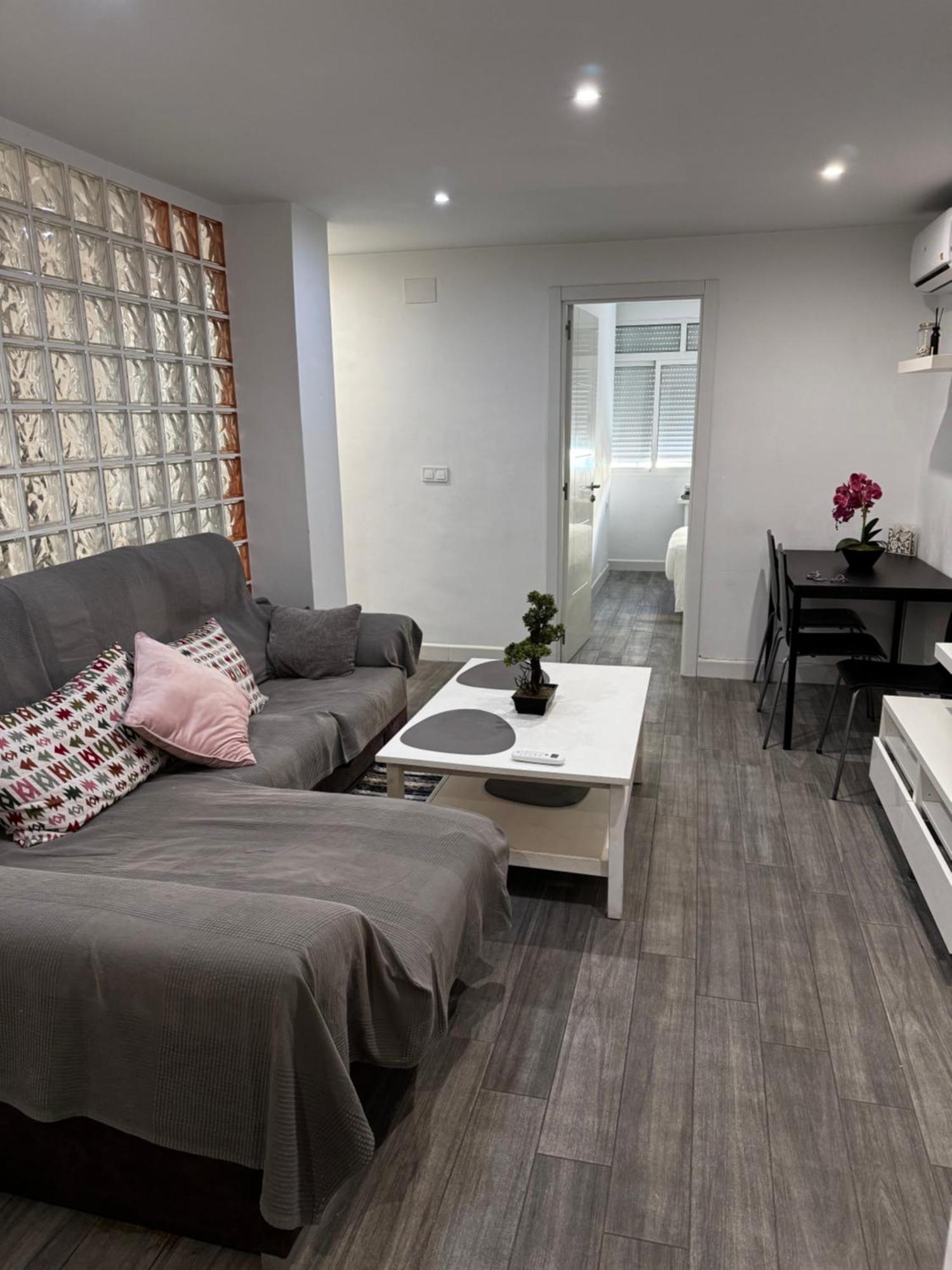 Nueva House * Malaga